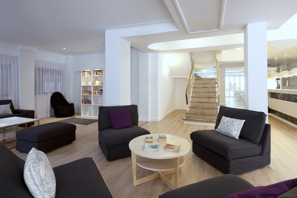 whala!beach Hotel & Apartments — Hotel rooms in Playa de Palma, Balearic Islands