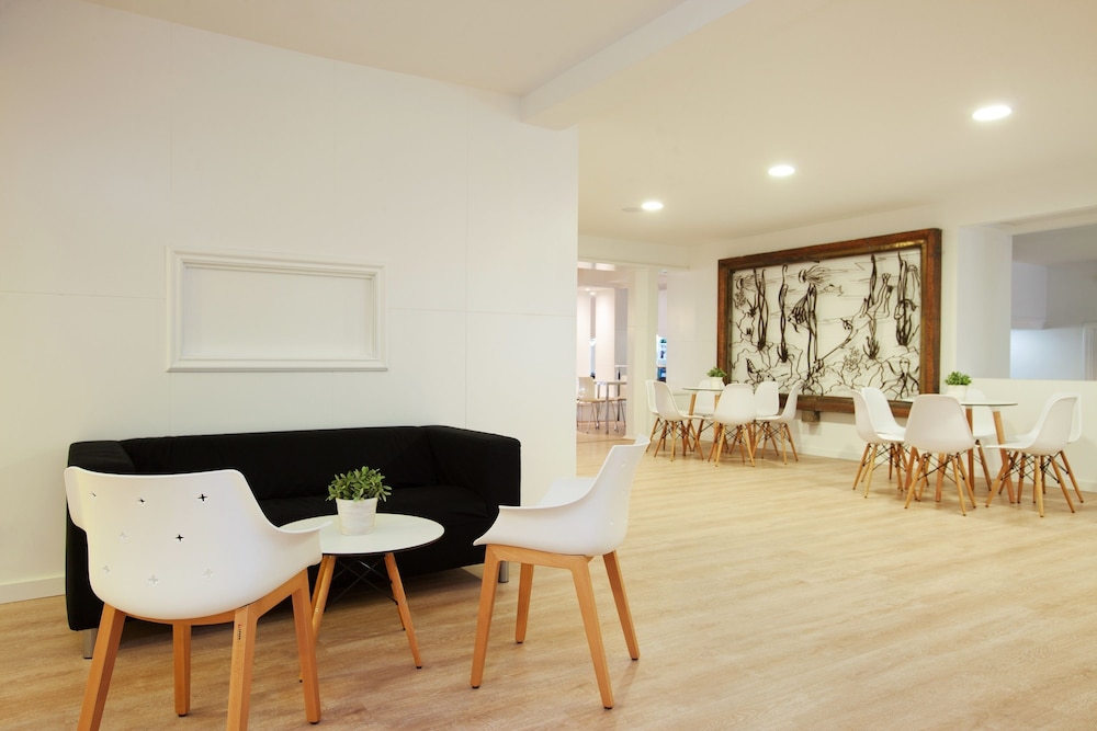whala!beach Hotel & Apartments — Hotel building in Playa de Palma, Balearic Islands