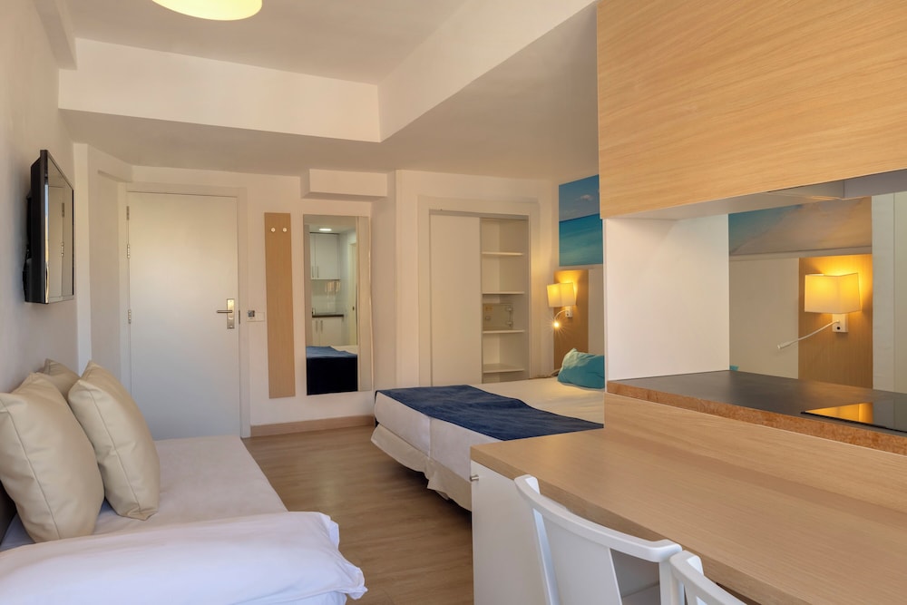 whala!beach Hotel & Apartments — Hotel rooms in Playa de Palma, Balearic Islands