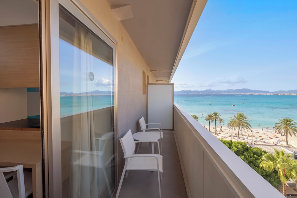 whala!beach Hotel & Apartments — Hotel rooms in Playa de Palma, Balearic Islands