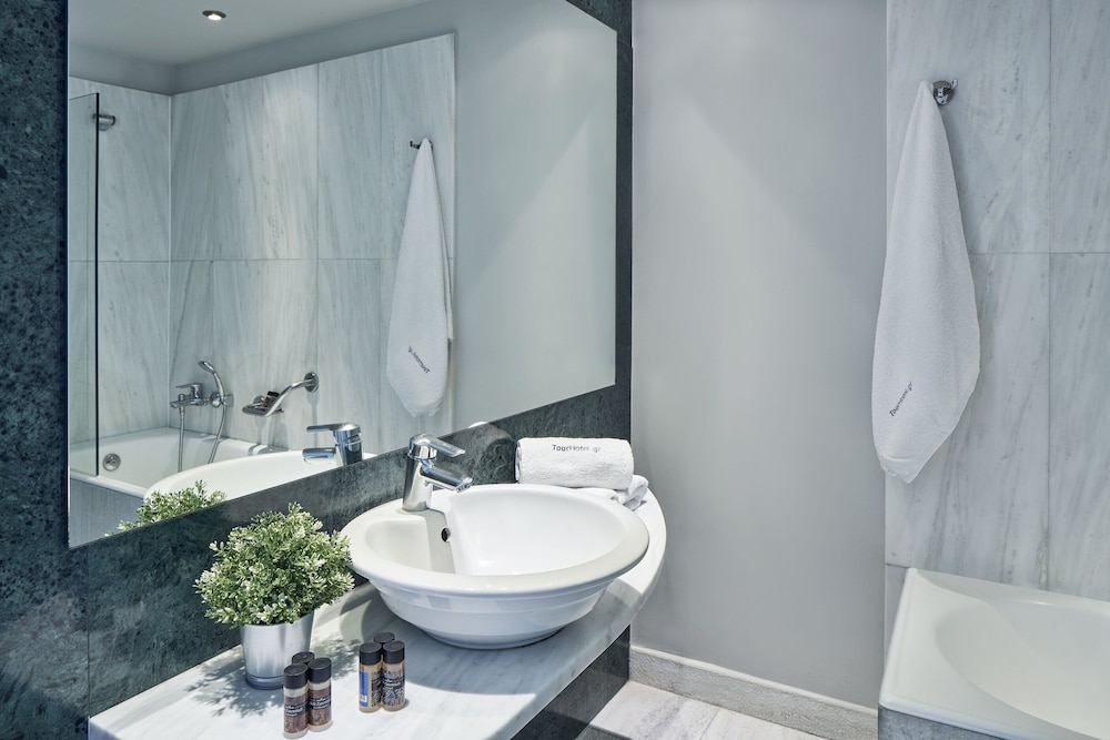 Arion Athens Hotel — Hotel rooms in Athens, Attica