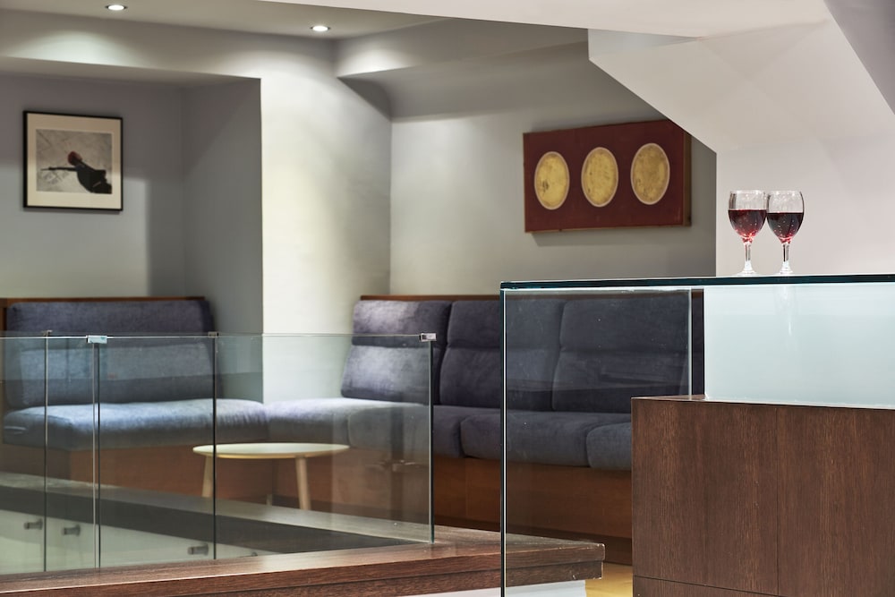 Arion Athens Hotel — Hotel building in Athens, Attica