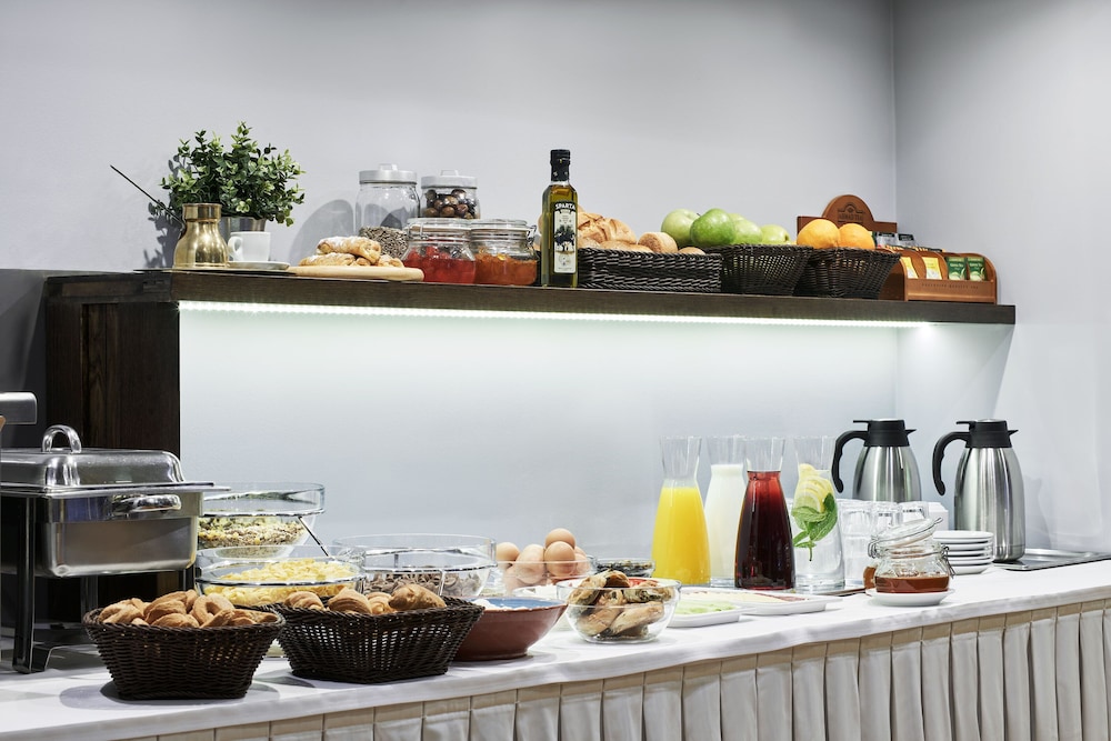 Arion Athens Hotel — Restaurant & bars in Athens, Attica