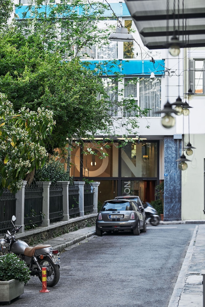 Arion Athens Hotel — Hotel building in Athens, Attica