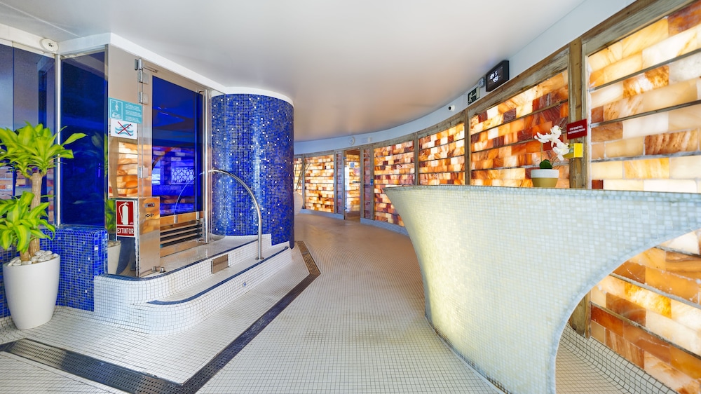 Bull Reina Isabel & Spa — Spa in Las Palmas, Canary Islands