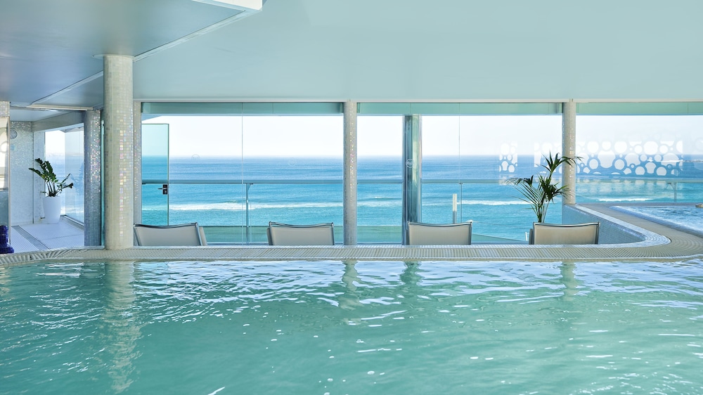 Bull Reina Isabel & Spa — Swimming pool in Las Palmas, Canary Islands