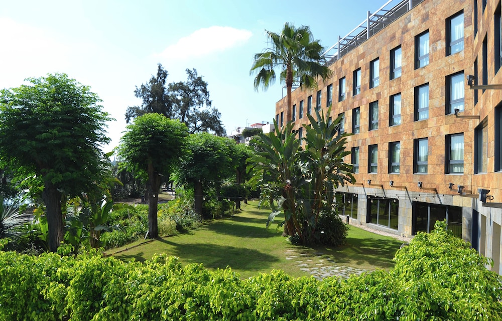 Hotel Ribera de Triana - REOPENING! — Hotel building in Seville, Andalusia