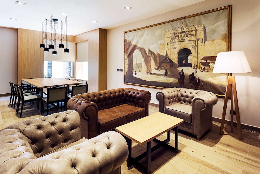 Catalonia Giralda Hotel — Restaurant & bars in Seville, Andalusia