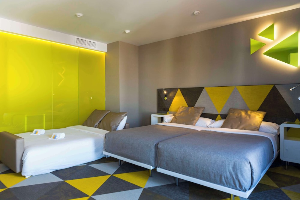 Hotel Macia Sevilla Kubb — Hotel rooms in Seville, Andalusia