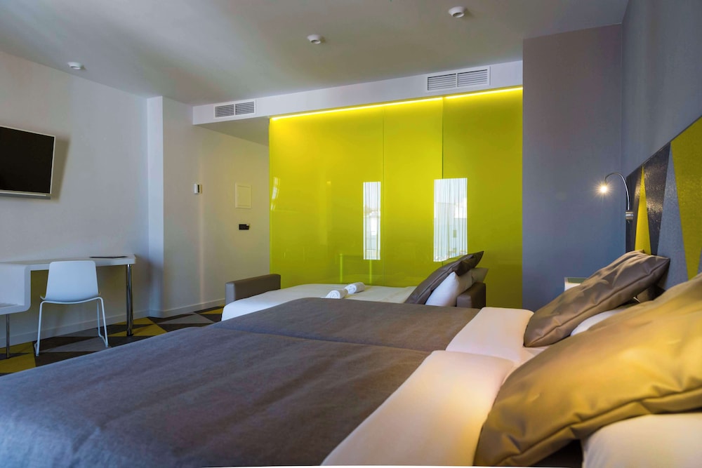 Hotel Macia Sevilla Kubb — Hotel rooms in Seville, Andalusia
