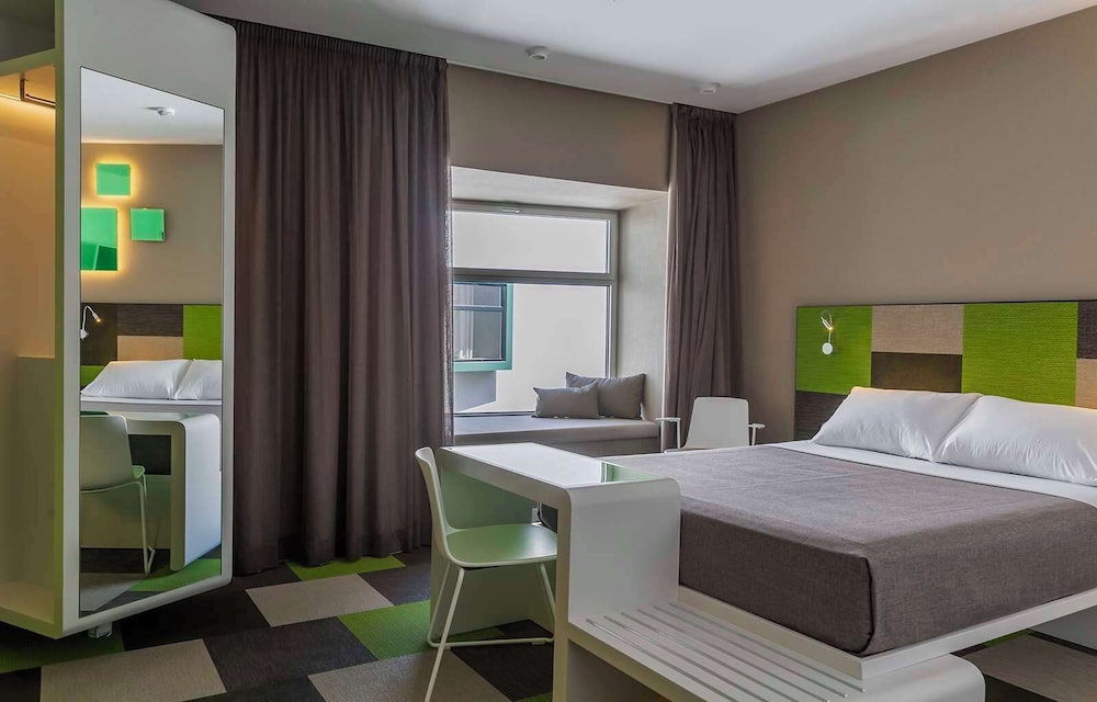 Hotel Macia Sevilla Kubb — Hotel rooms in Seville, Andalusia