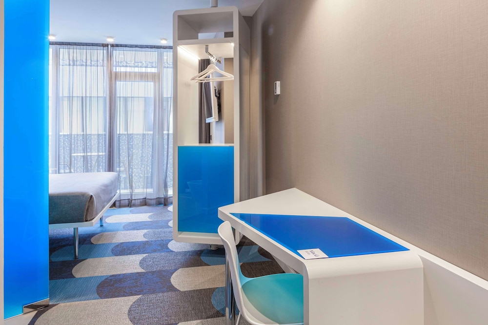 Hotel Macia Sevilla Kubb — Hotel rooms in Seville, Andalusia