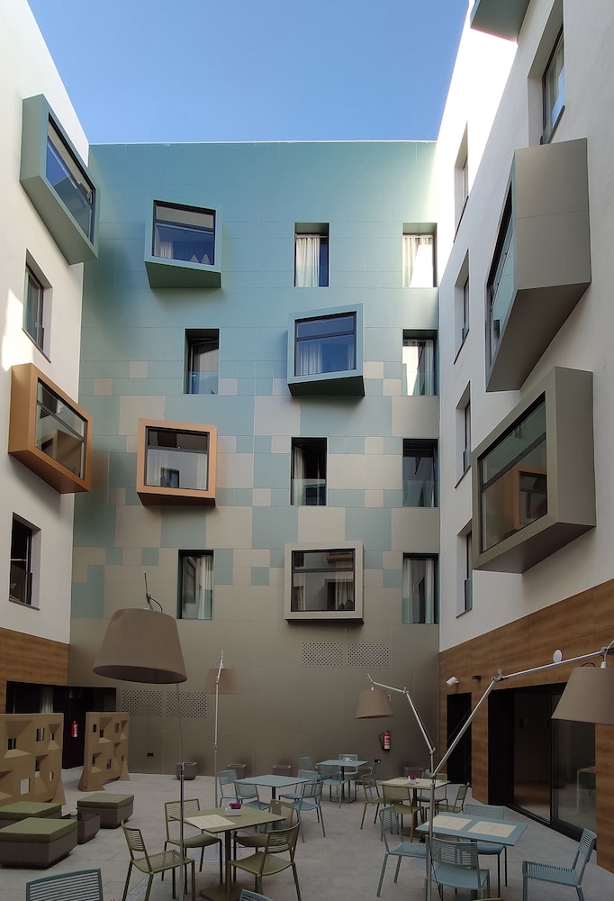 Hotel Macia Sevilla Kubb — Hotel building in Seville, Andalusia