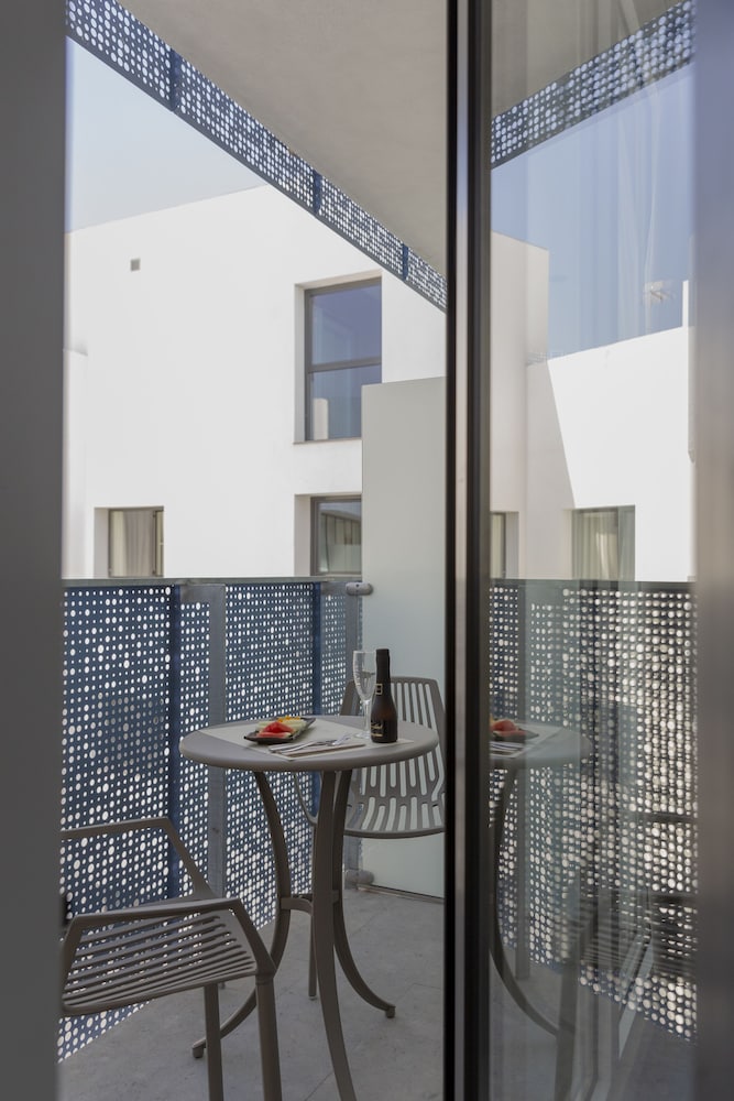 Hotel Macia Sevilla Kubb — Hotel building in Seville, Andalusia
