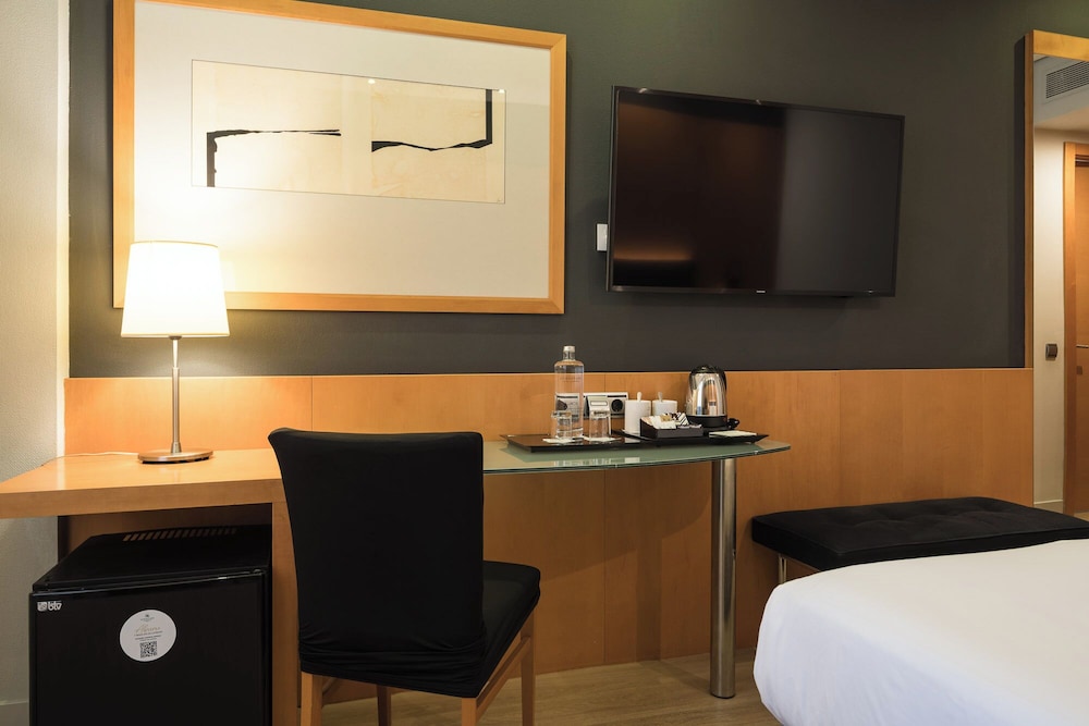 Eurostars Al-Ándalus Palace — Hotel rooms in Seville, Andalusia