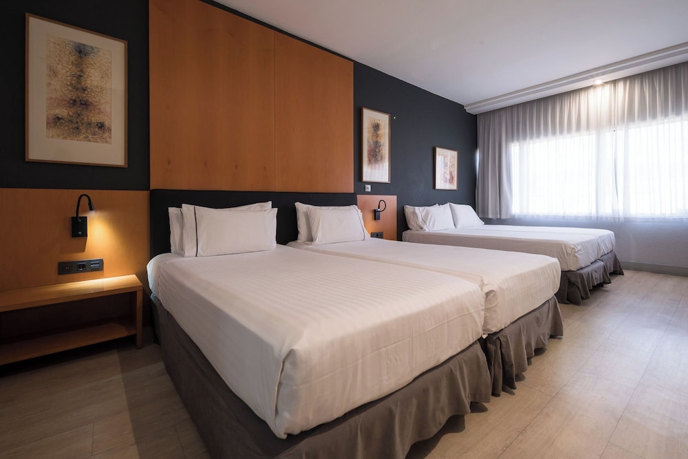 Eurostars Al-Ándalus Palace — Hotel rooms in Seville, Andalusia