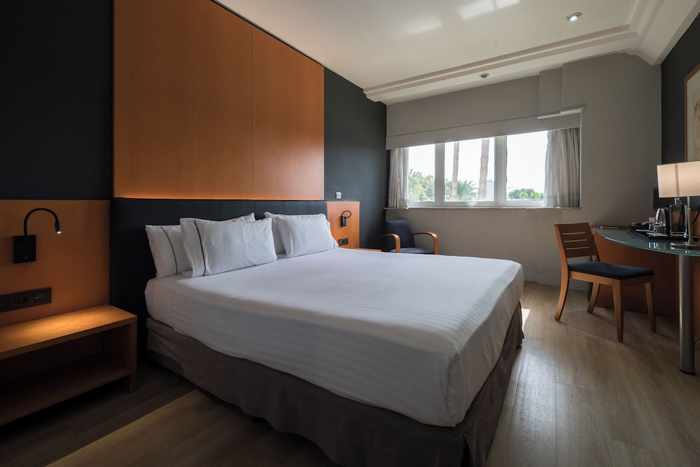 Eurostars Al-Ándalus Palace — Hotel rooms in Seville, Andalusia