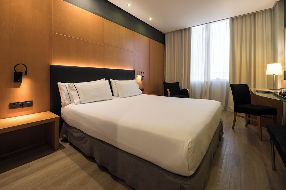 Eurostars Al-Ándalus Palace — Hotel rooms in Seville, Andalusia