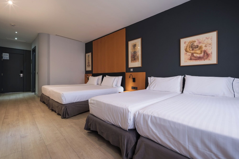 Eurostars Al-Ándalus Palace — Hotel rooms in Seville, Andalusia