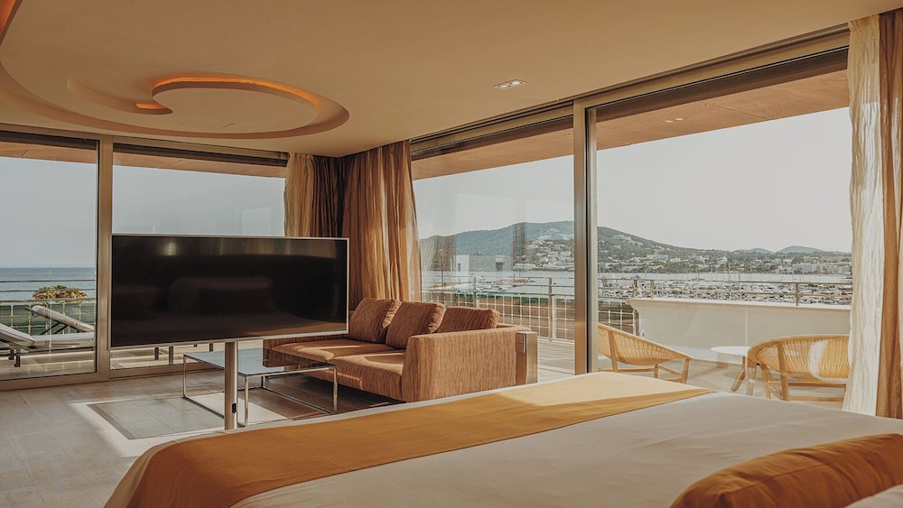 Aguas de Ibiza by NCalma Hotels — On-site activities in Santa Eulalia, Balearic Islands