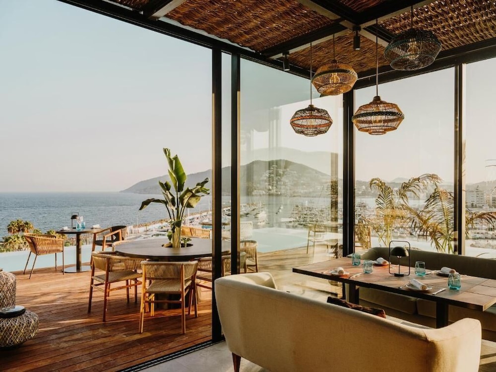 Aguas de Ibiza by NCalma Hotels — Restaurant in Santa Eulalia, Balearic Islands