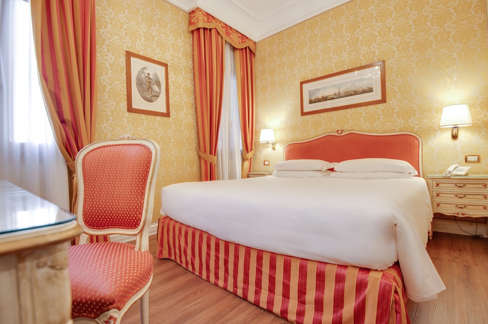 Hotel Antiche Figure — Hotel rooms in Venice, Veneto