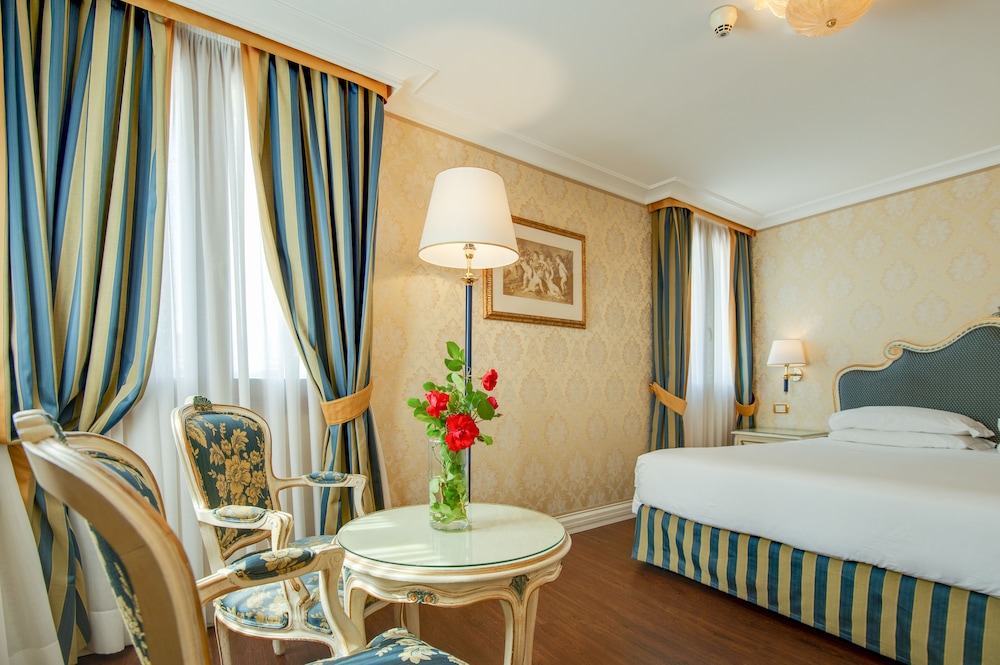 Hotel Antiche Figure — Hotel rooms in Venice, Veneto
