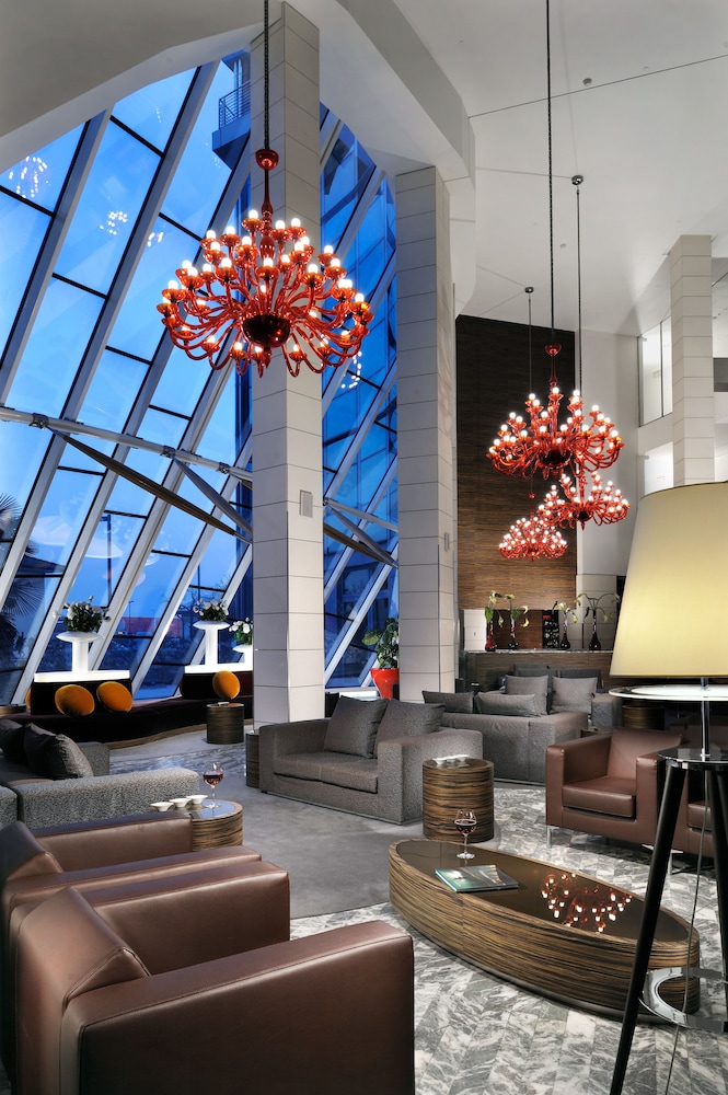 Antony Palace Hotel — Restaurant & bars in Marcon, Veneto