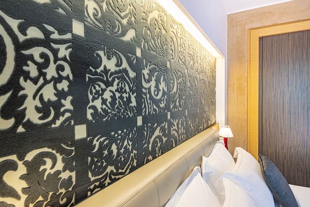 Antony Palace Hotel — Hotel rooms in Marcon, Veneto