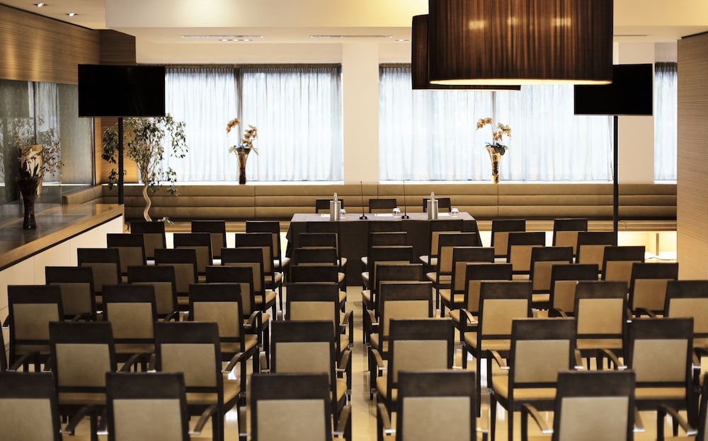 Antony Palace Hotel — Hotel building in Marcon, Veneto