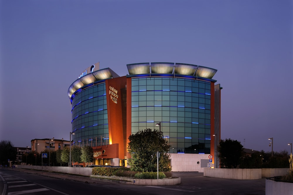 Antony Palace Hotel - zdjęcie 2