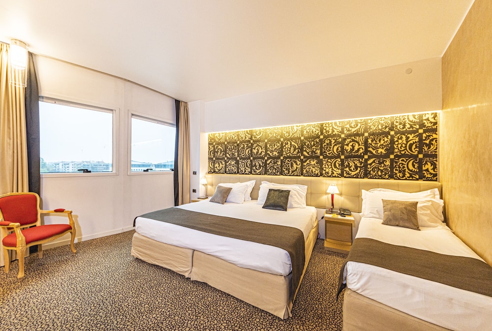 Antony Palace Hotel — Hotel rooms in Marcon, Veneto