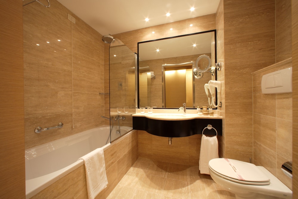 Antony Palace Hotel — Hotel rooms in Marcon, Veneto