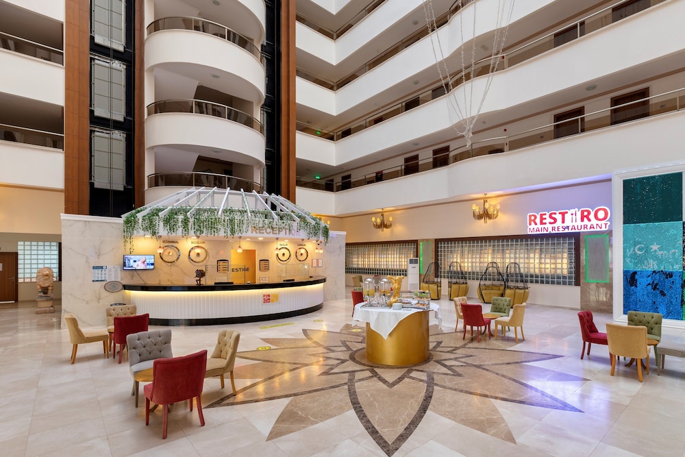 Prestige Alanya ( Ex. Euphoria Comfort Beach Alanya ) - All inclusive — Hotel building in Alanya