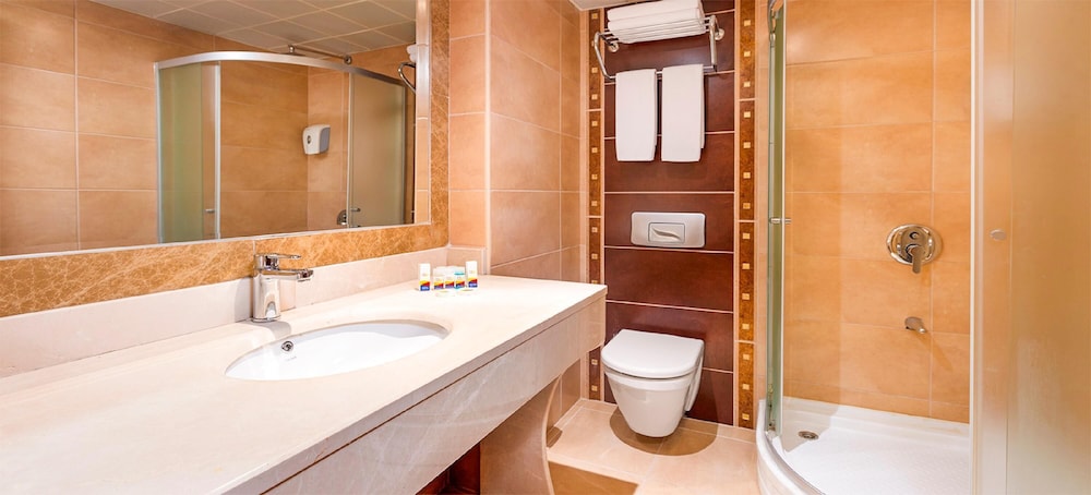 Prestige Alanya ( Ex. Euphoria Comfort Beach Alanya ) - All inclusive — Hotel rooms in Alanya