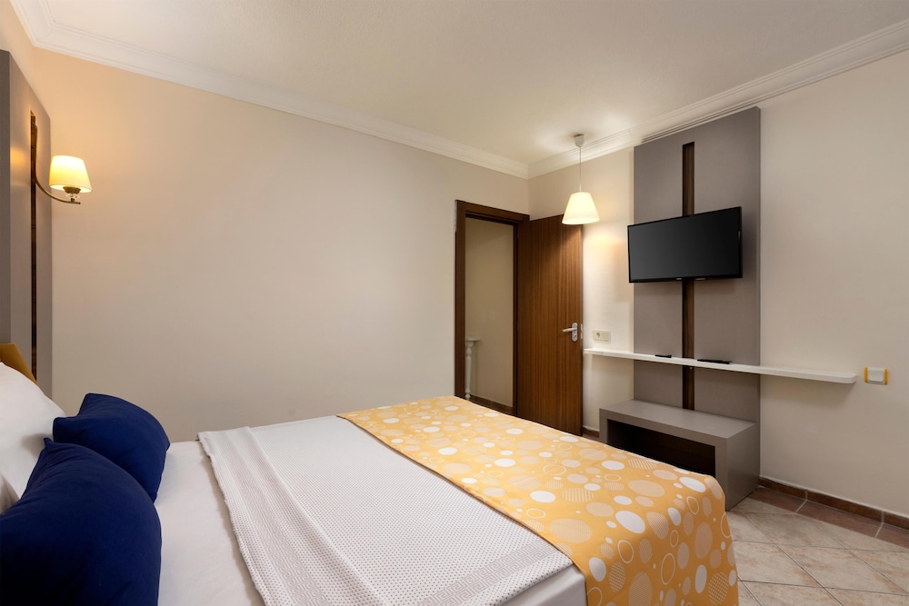Prestige Alanya ( Ex. Euphoria Comfort Beach Alanya ) - All inclusive — Hotel rooms in Alanya