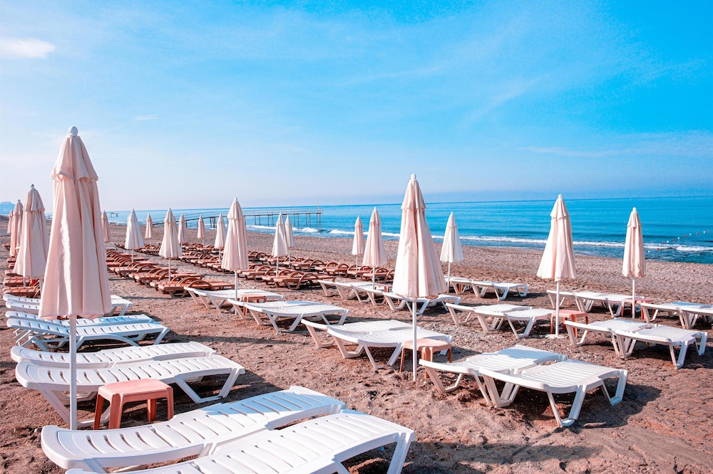 Prestige Alanya ( Ex. Euphoria Comfort Beach Alanya ) - All inclusive — Beach in Alanya
