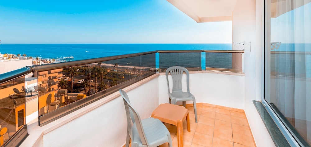 Prestige Alanya ( Ex. Euphoria Comfort Beach Alanya ) - All inclusive — Hotel rooms in Alanya