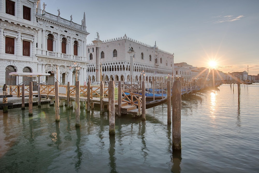 NH Venezia Santa Lucia - zdjęcie 3