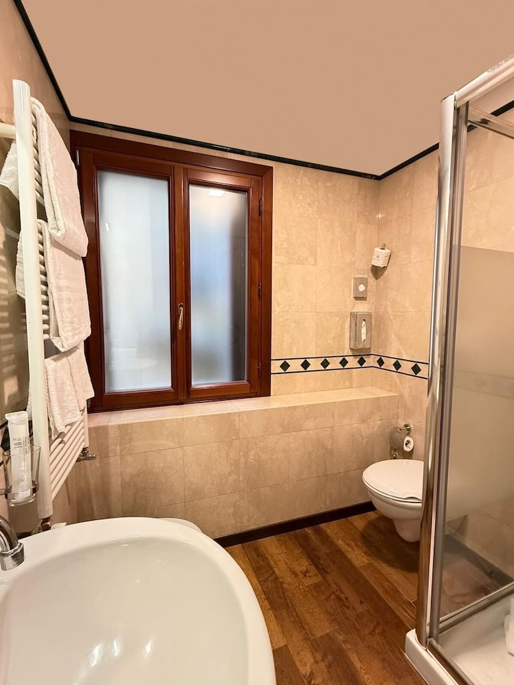 CHC Continental, BW Premier Collection — Hotel rooms in Venice, Veneto