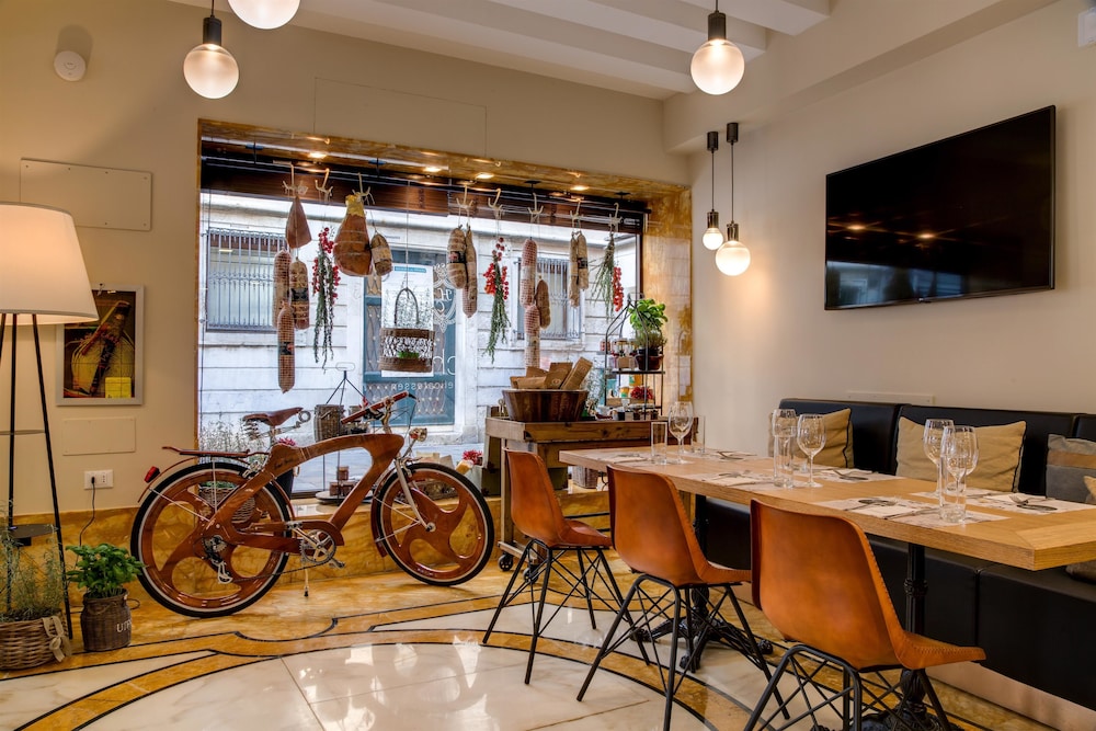 CHC Continental, BW Premier Collection — Restaurant & bars in Venice, Veneto
