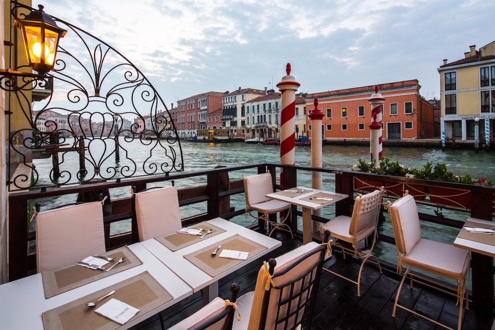 CHC Continental, BW Premier Collection — Restaurant & bars in Venice, Veneto