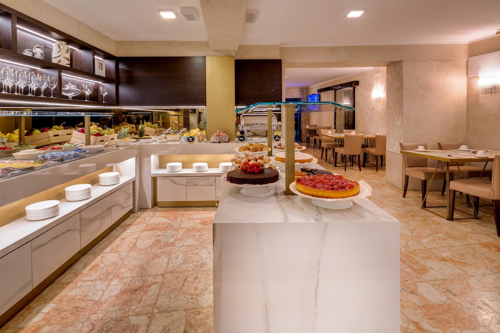 CHC Continental, BW Premier Collection — Restaurant & bars in Venice, Veneto