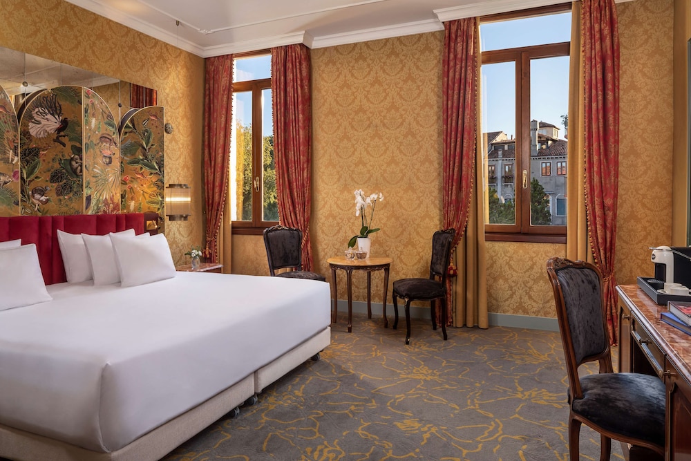 NH Collection Venezia Grand Hotel Dei Dogi — Hotel rooms in Venice, Veneto