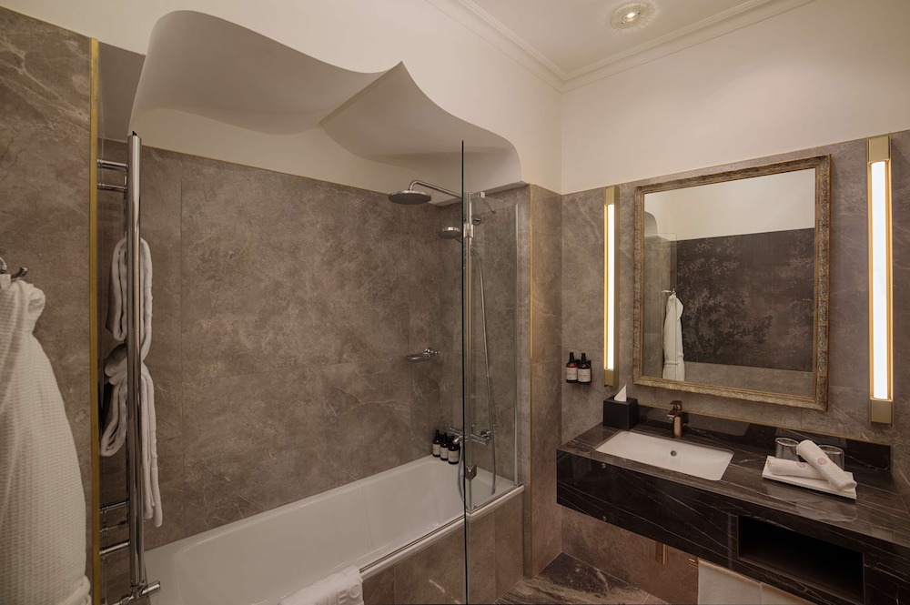NH Collection Venezia Grand Hotel Dei Dogi — Hotel rooms in Venice, Veneto