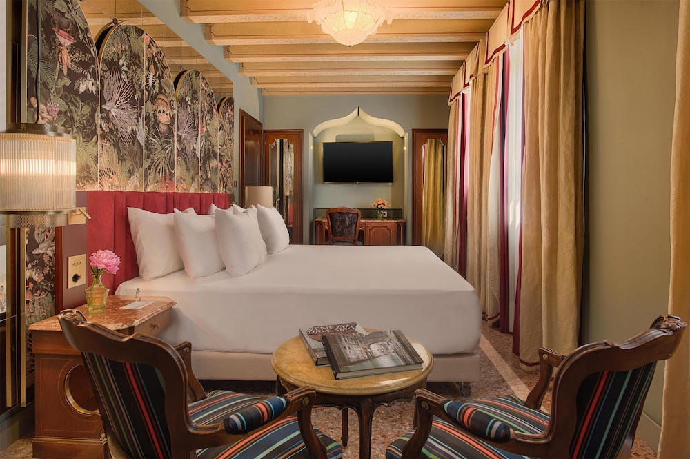NH Collection Venezia Grand Hotel Dei Dogi — Hotel rooms in Venice, Veneto