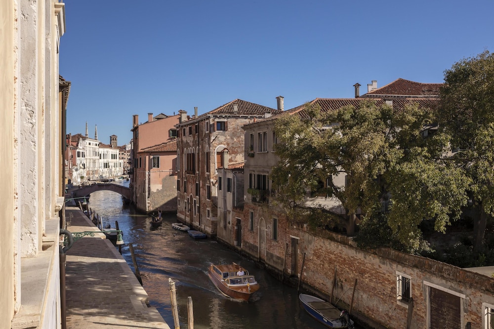 NH Collection Venezia Grand Hotel Dei Dogi — Attractions in the area in Venice, Veneto