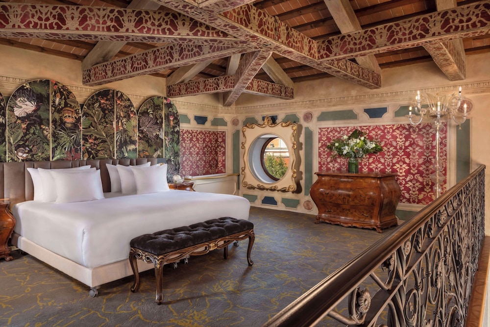 NH Collection Venezia Grand Hotel Dei Dogi — Hotel rooms in Venice, Veneto