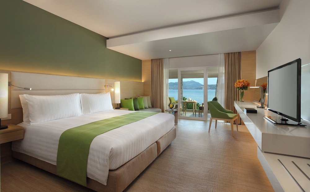 Amari Phuket — Hotel rooms in Patong Beach, Phuket Province