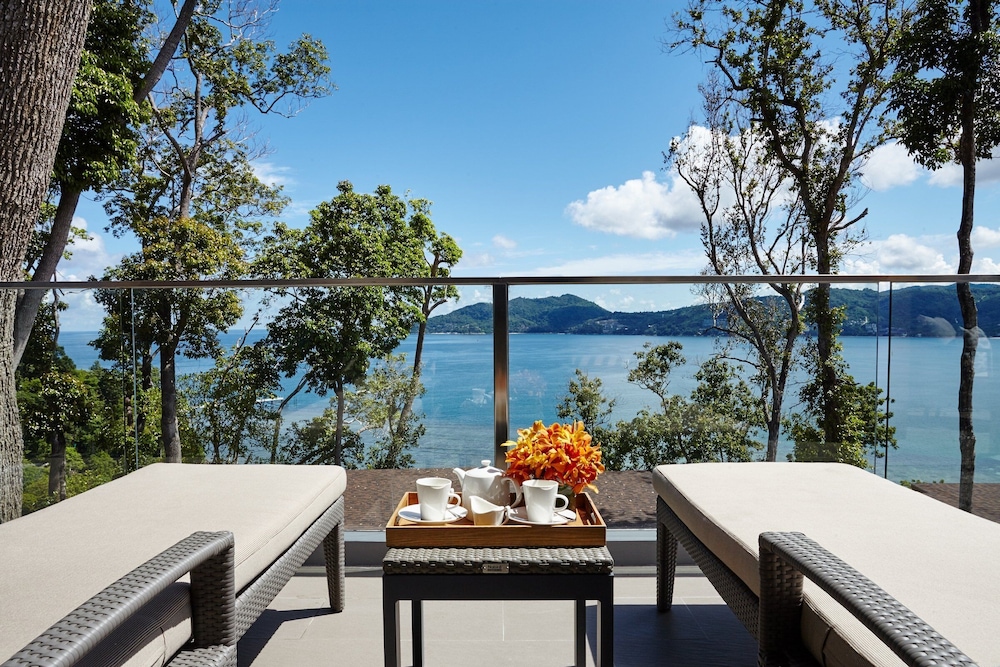 Amari Phuket — Restaurant & bars in Patong Beach, Phuket Province